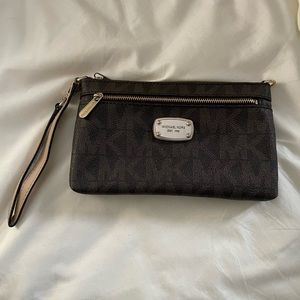 Michael Kors Wristlet